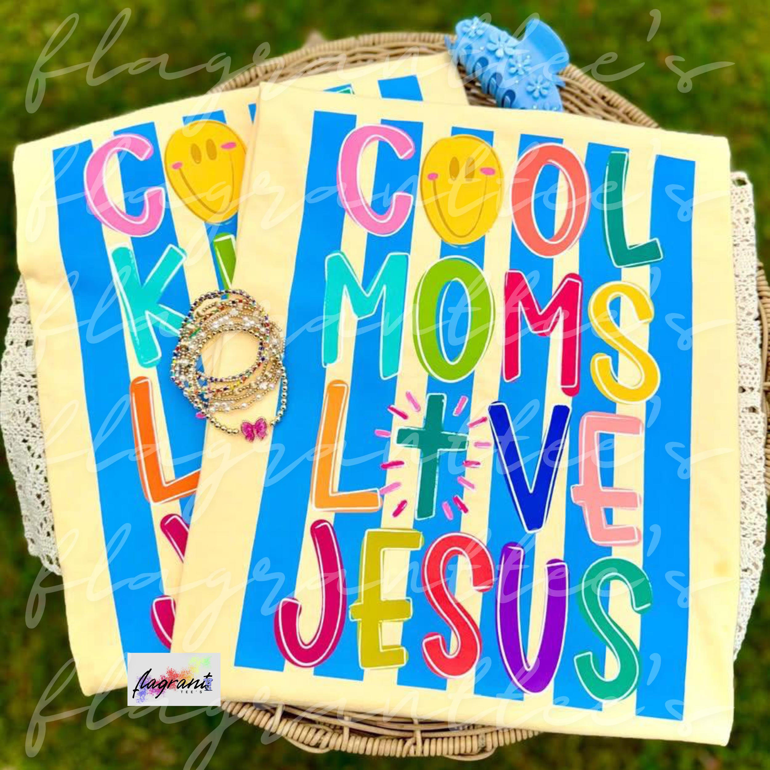 COOL MOMS LOVE JESUS