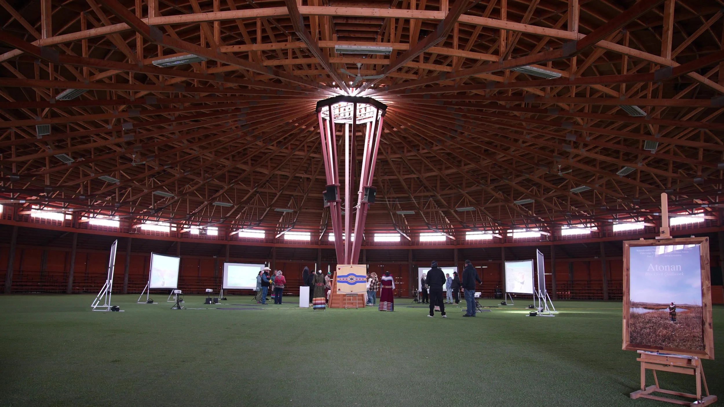 C0285 - frame at 0m54s.jpg