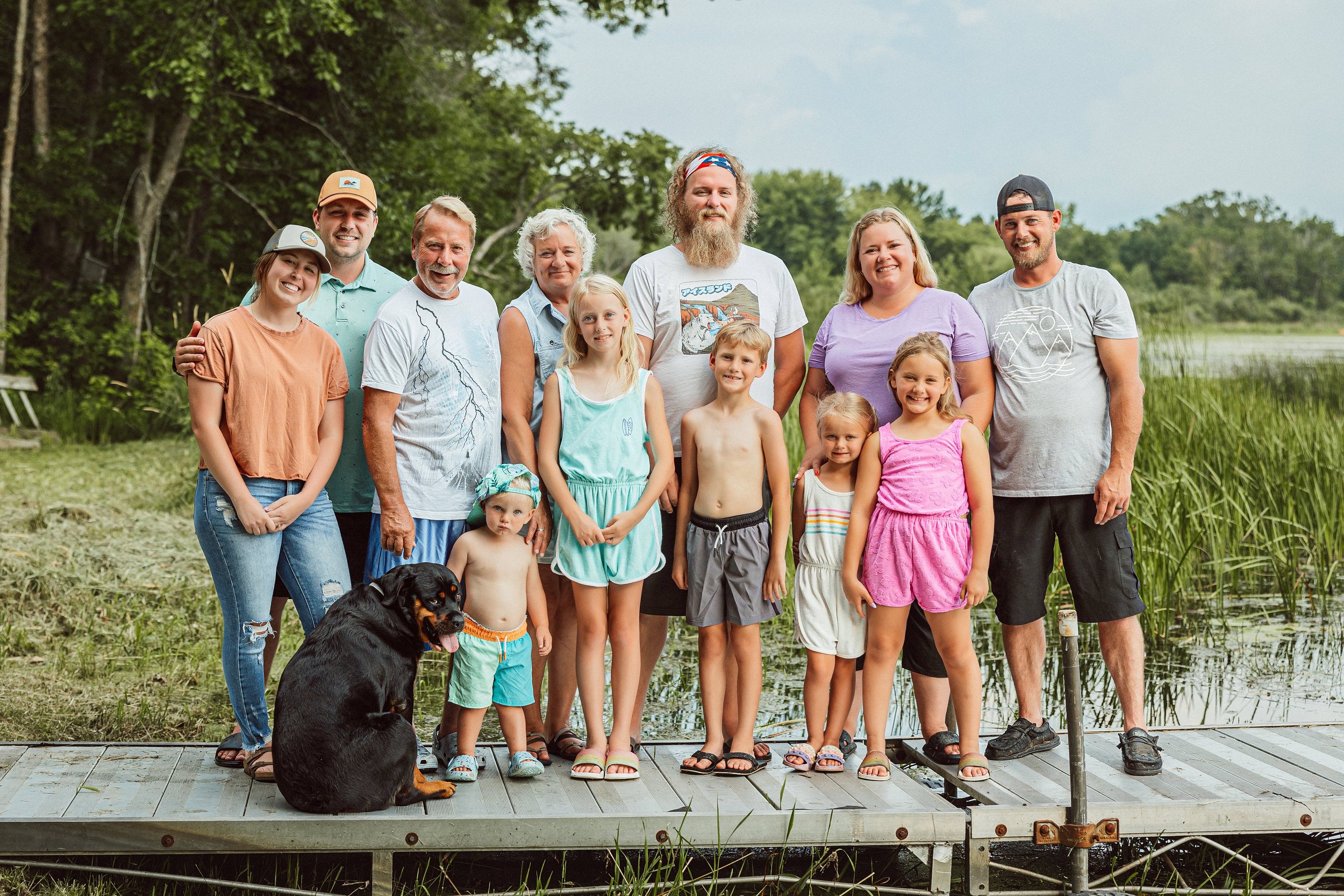 Family-Session-grandparents-cabin-brainerdf-lakes-area_RAU-PHOTO.jpg