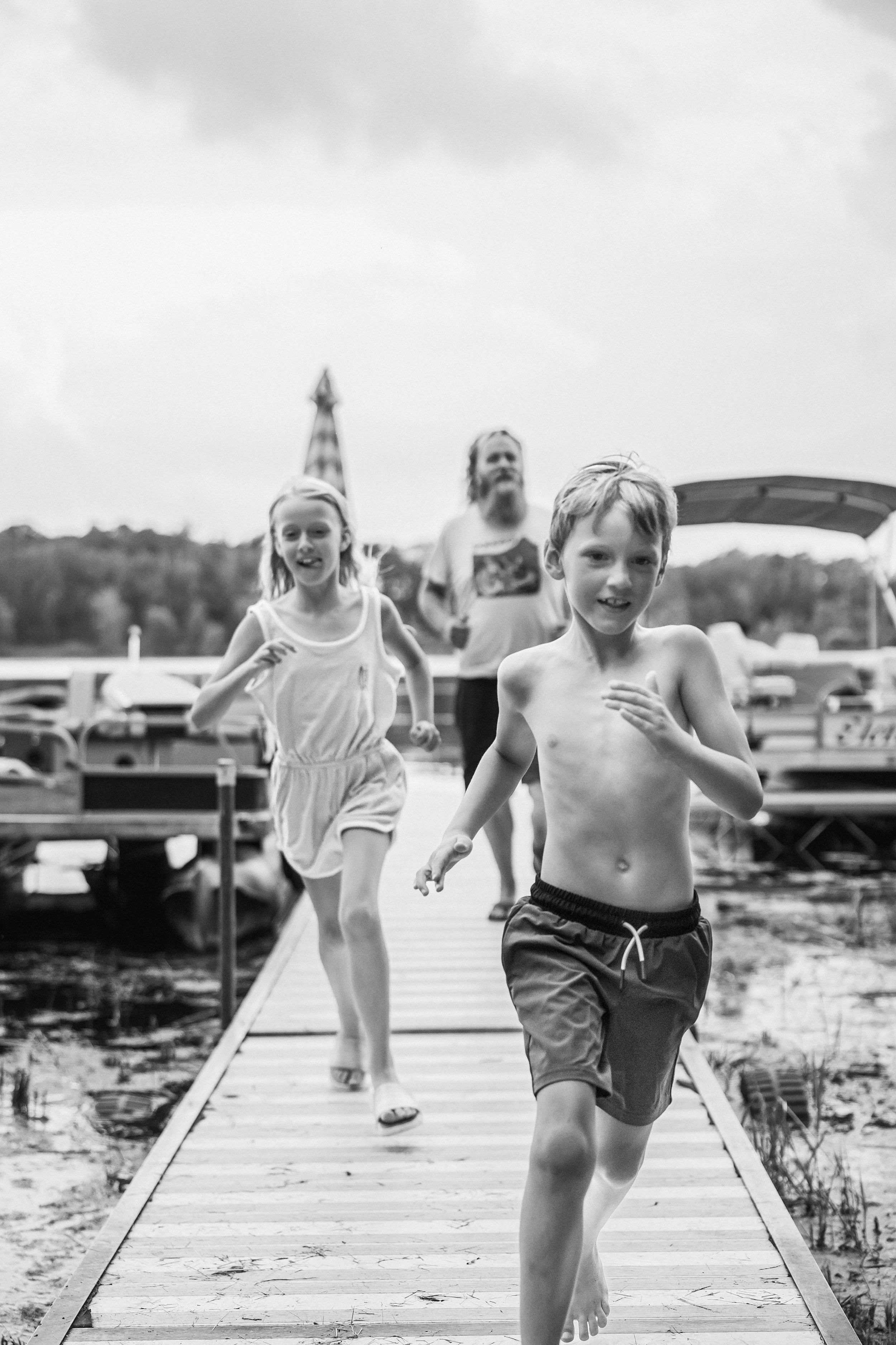 Extended-Family-Session-Lower-Long-Lake-Brainerd-MN_RAU-PHOTO-10.jpg