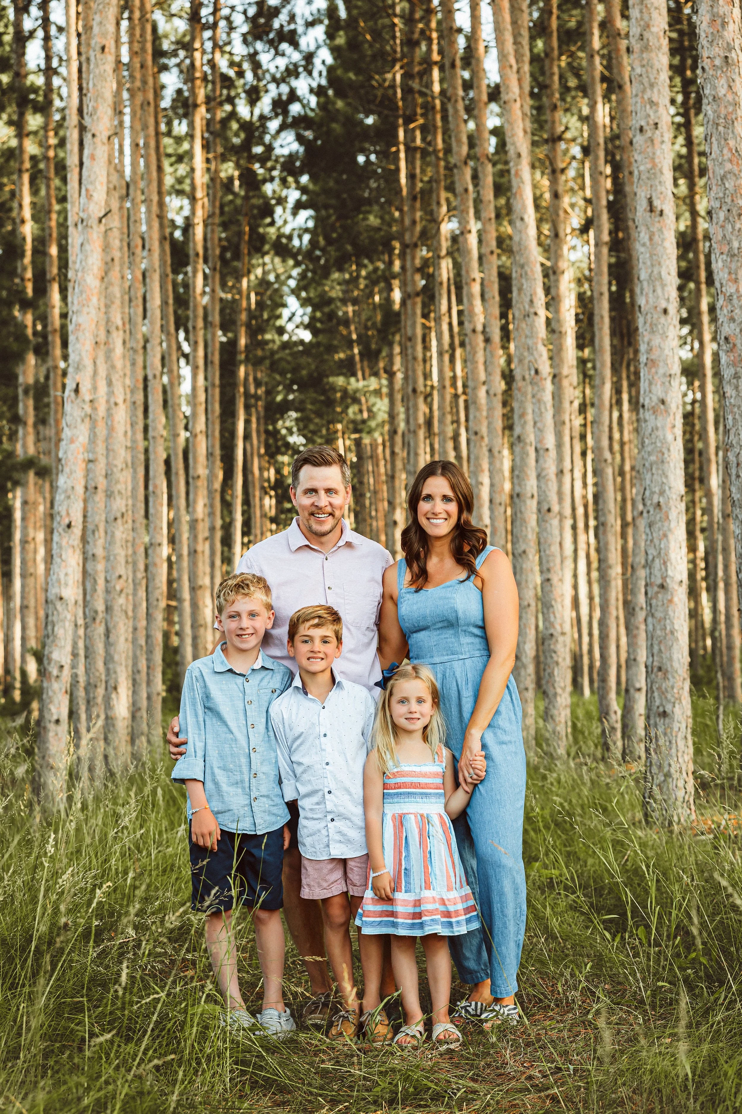 Extended-Family-Nisswa-Minnesota-Brainerd-Lakes-Area-Photographer_RAU-PHOTO-5.jpg