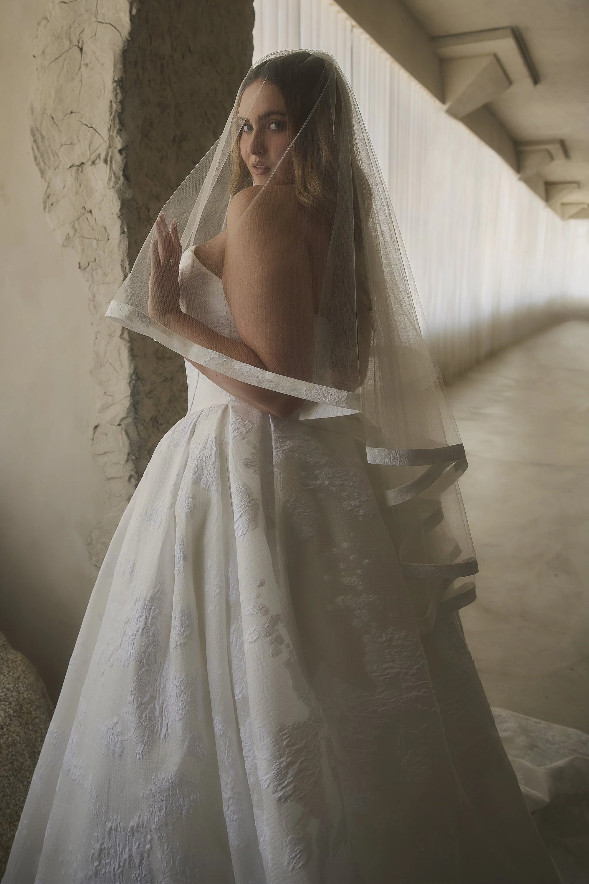 2640CV Guinevere Veil Back 2 Web.jpg