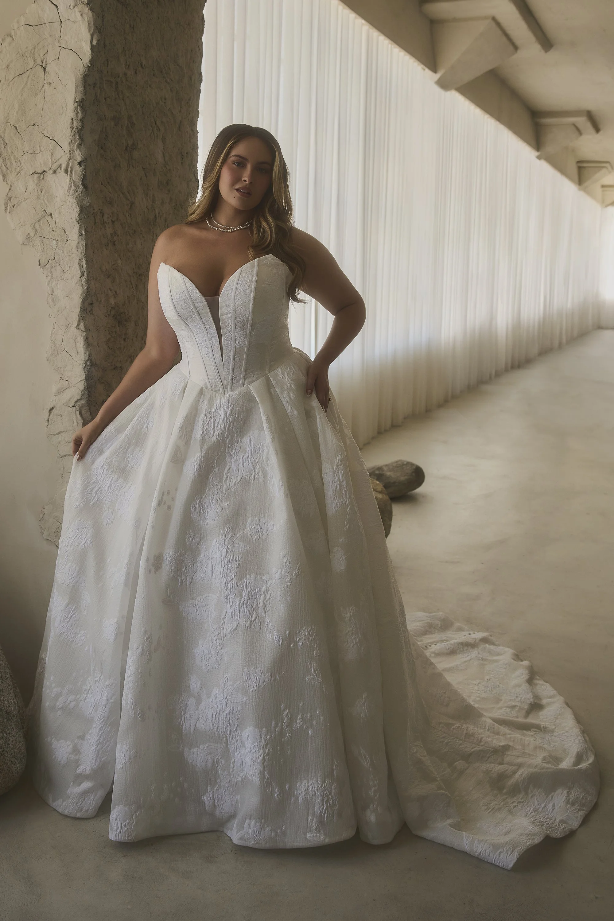 2640C Guinevere Front Web.jpg