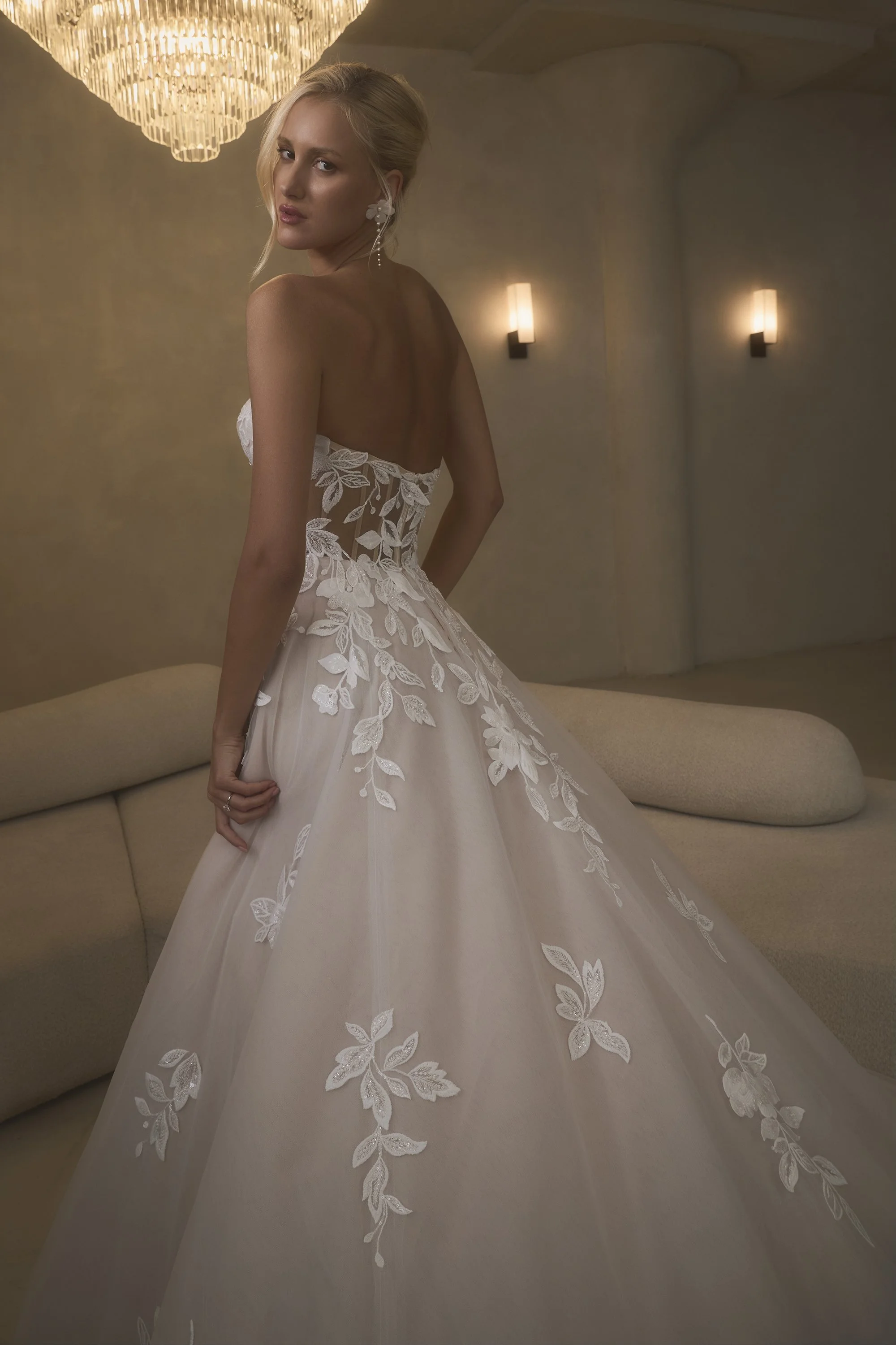 2627 Elsbeth Back Close Web.jpg