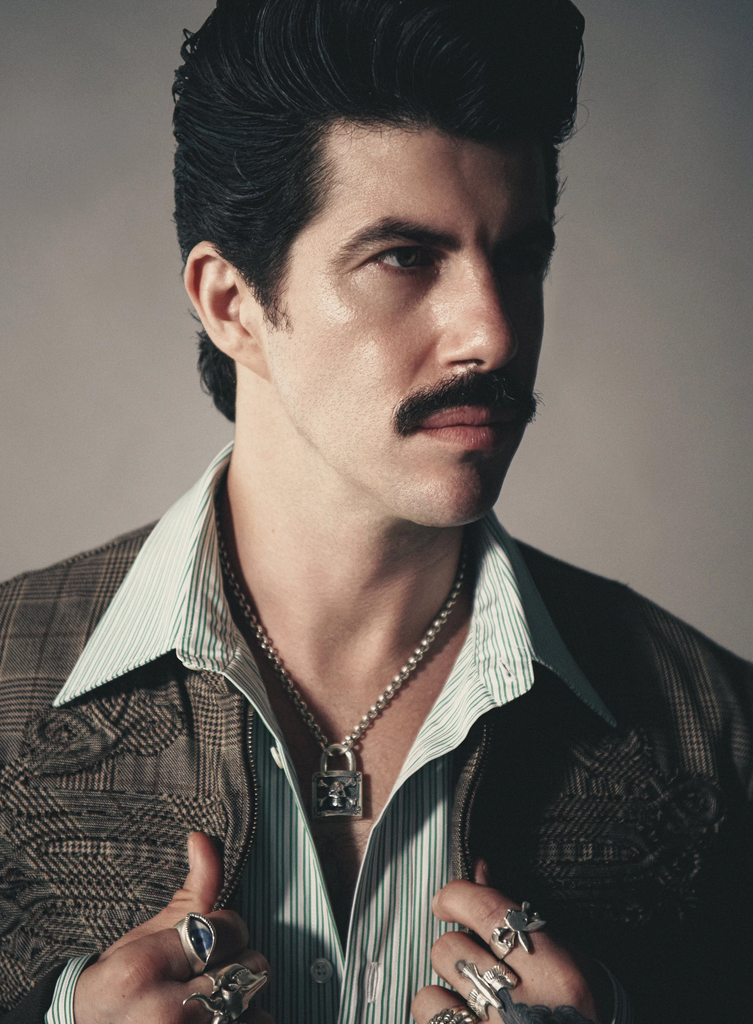 080826_VMAN_StolenNova_5.jpg