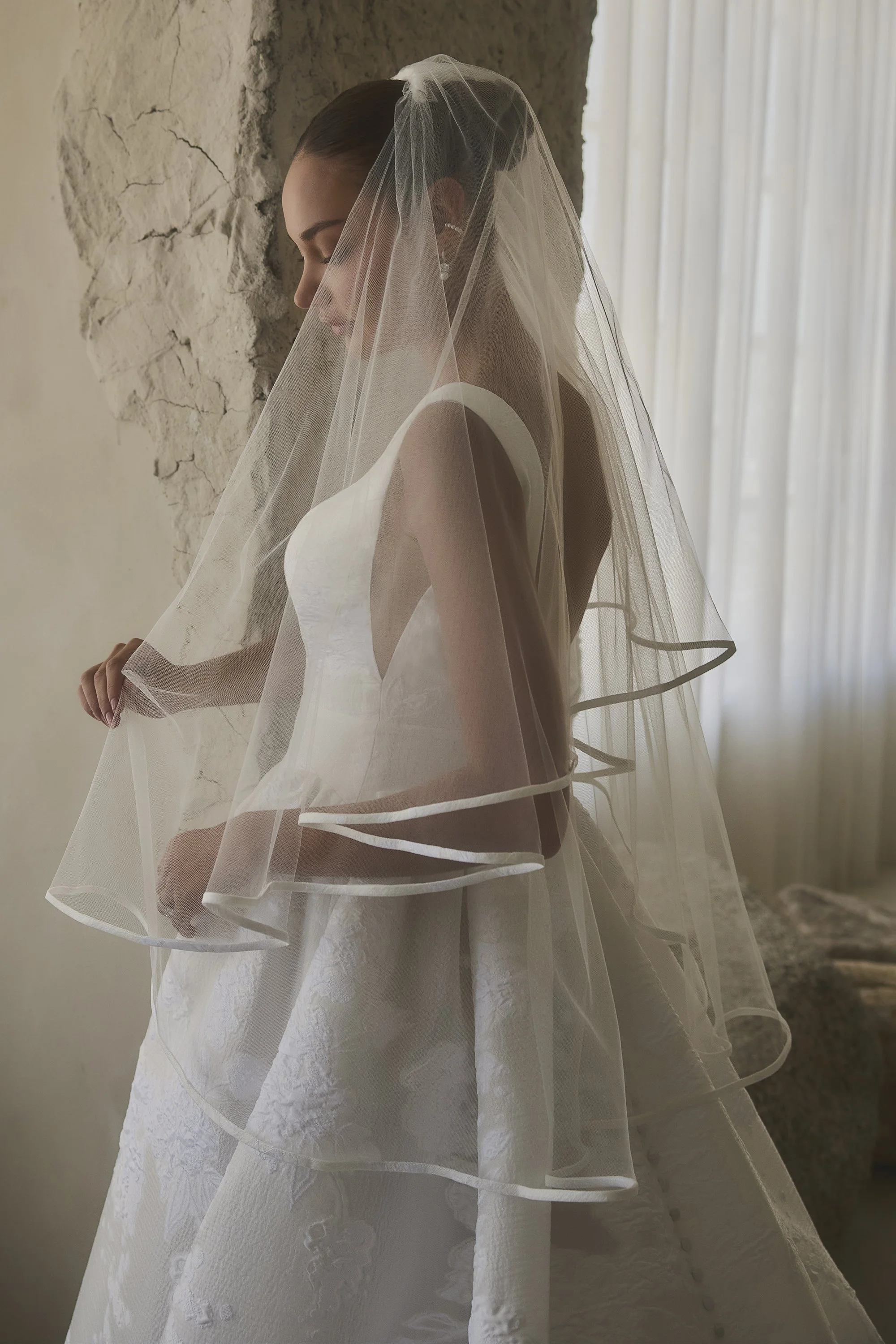 2633V Mariana Veil Back Web.jpg