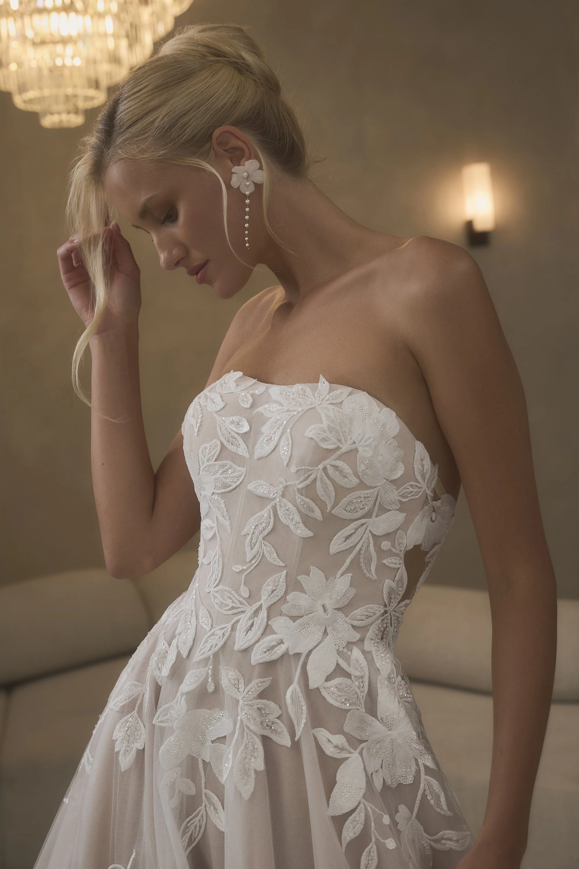 2627 Elsbeth Front Close Web.jpg