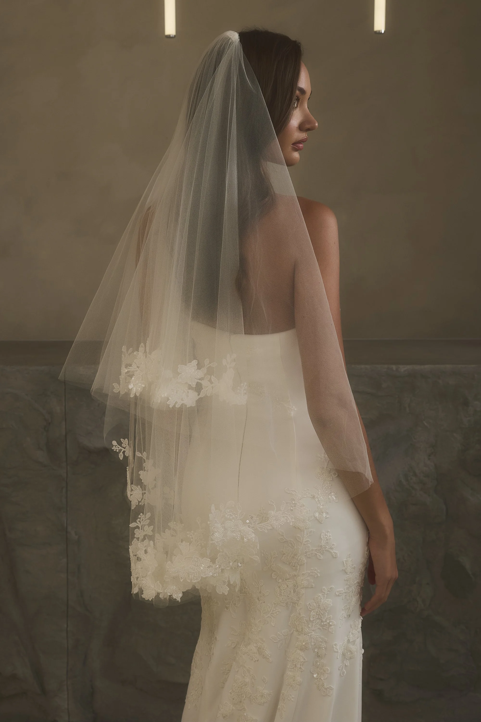 2626V Sheridan Veil Back Web.jpg