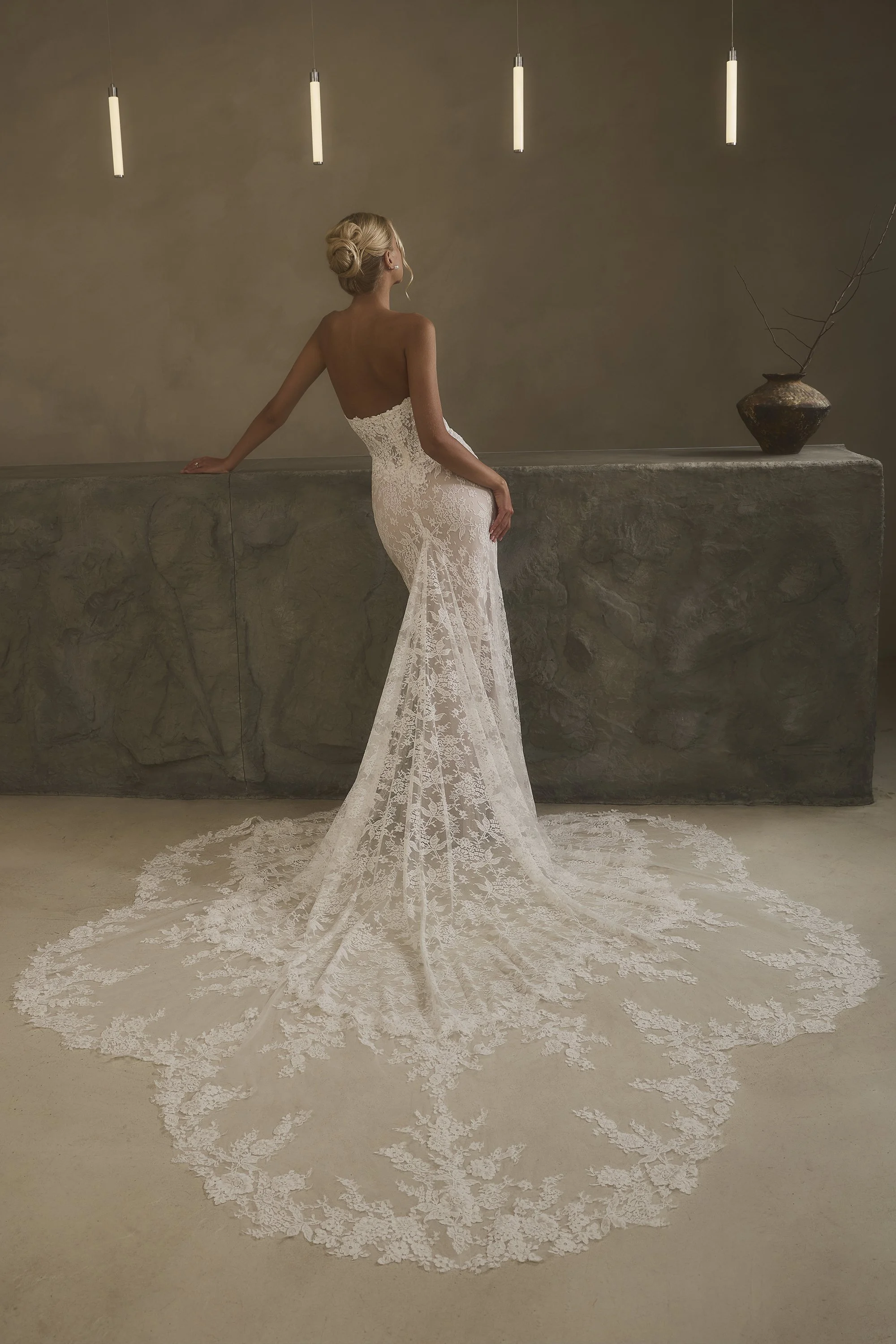 2634 Darcy Back Web.jpg