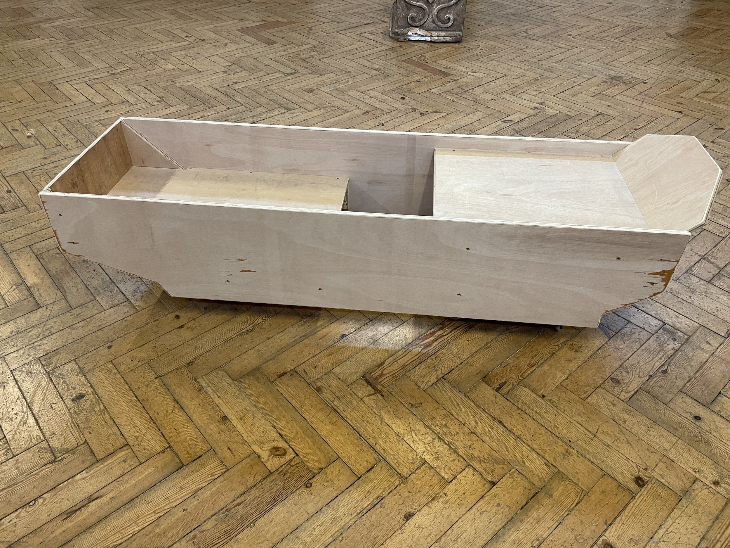 Rocking and rolling boat for The Farmer, The Wolf, The Goat And The Cabbage - S4K International