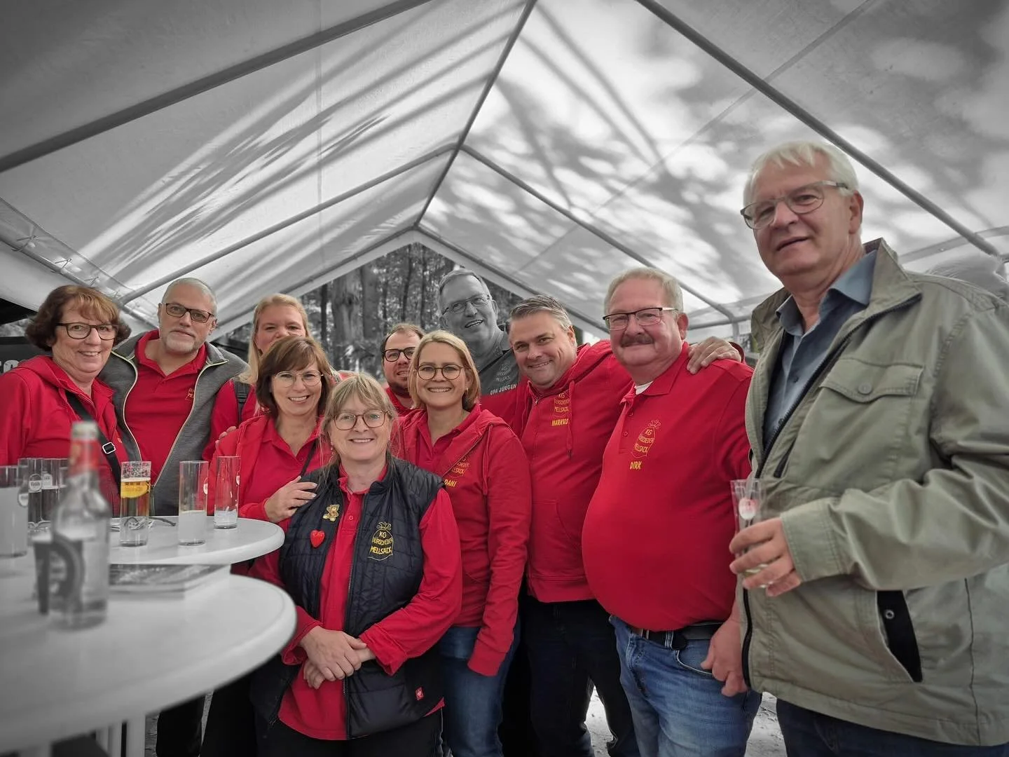 Am Sonntag waren wir zu Gast bei dem Grillfest der Gro&szlig;en Bensberger KG an der Saaler M&uuml;hle. Bei kaltem K&ouml;lsch und toller Musik wurde gegrillt, gefeiert und gelacht. Ein Highlight des Tages war der Besuch der Tollit&auml;ten aus Bergi