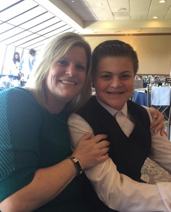 (18, NJ, USA) Nicholas - A Darker World Without Mom