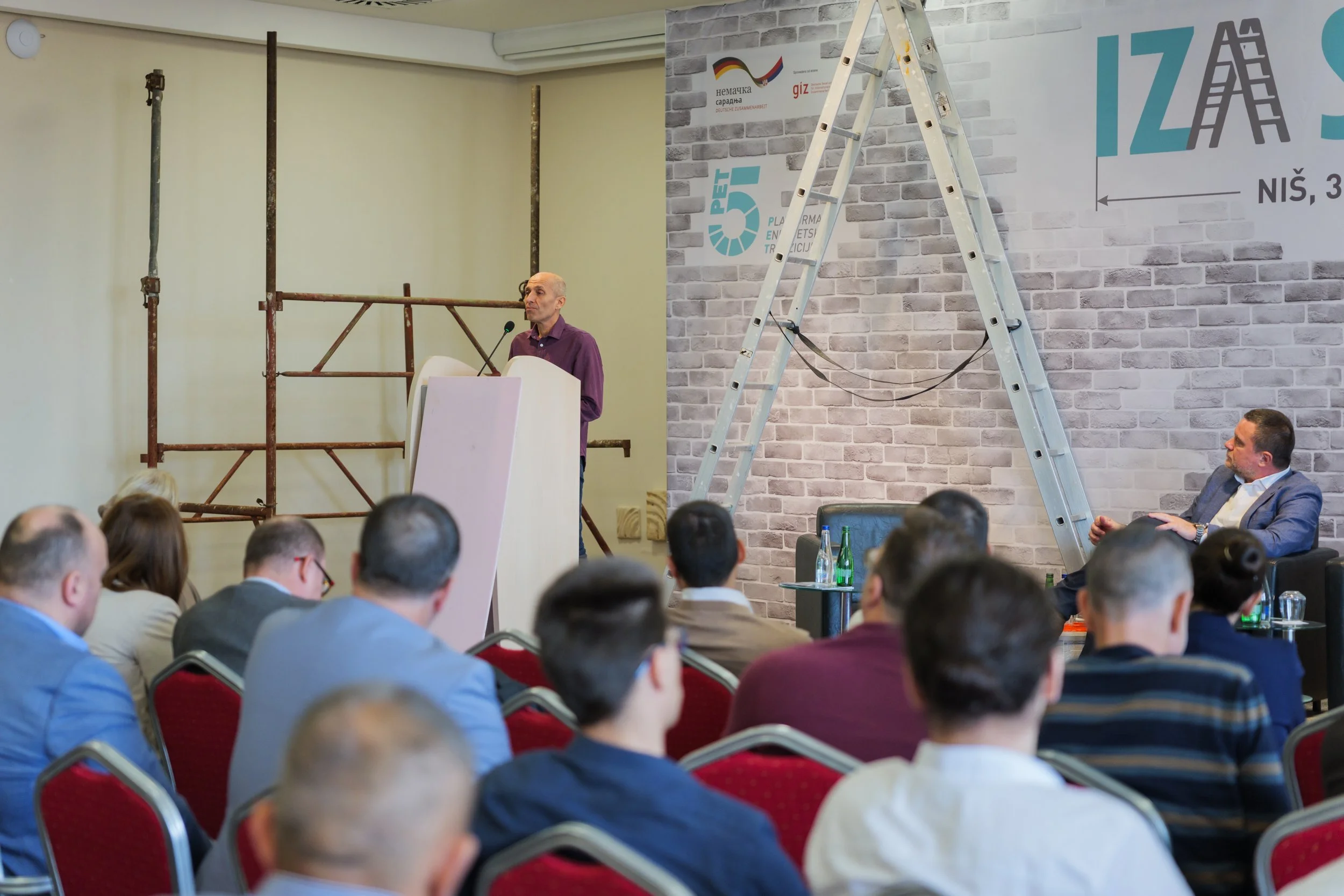 PET konferencija 31.10 (5).jpg