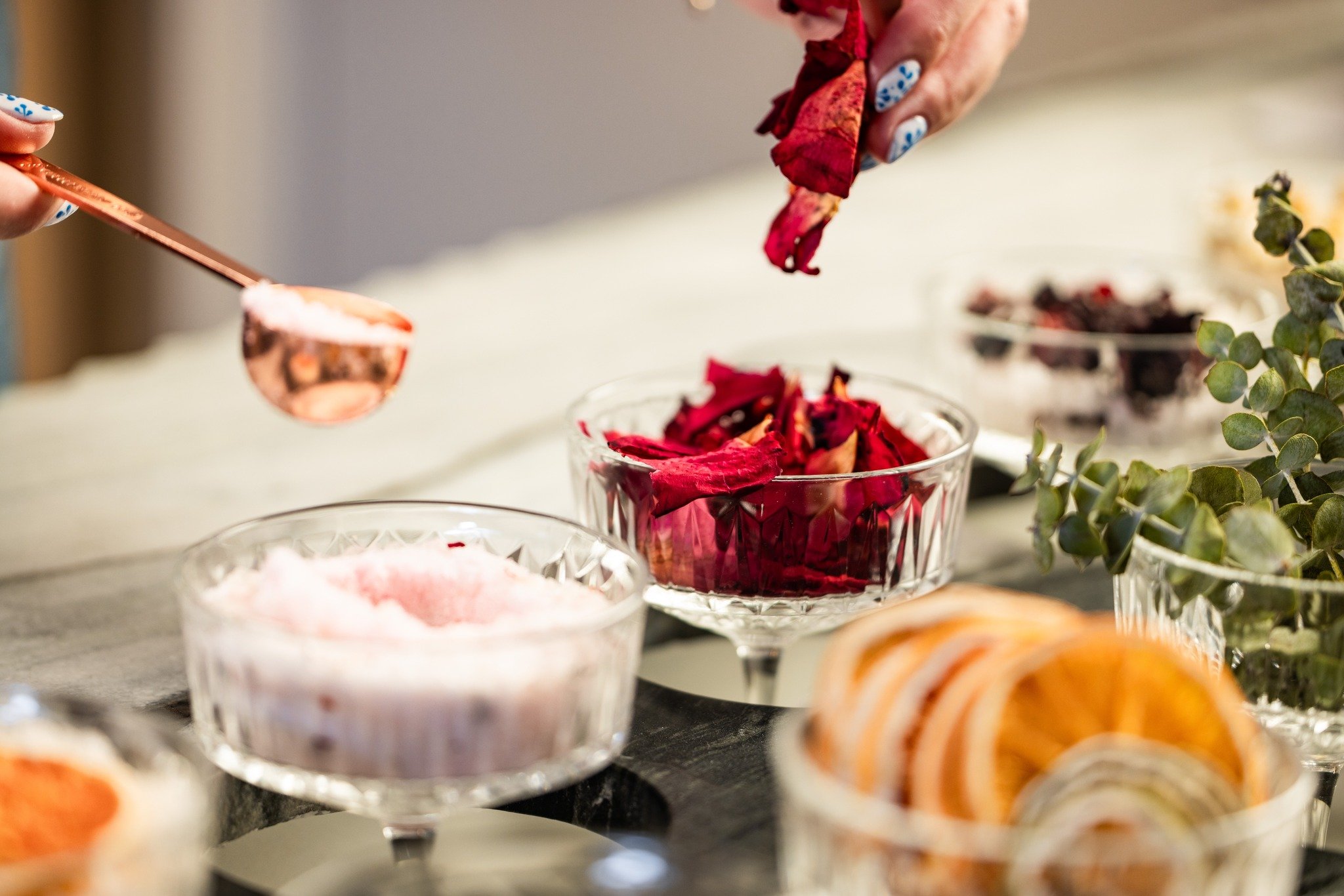 The Botanical Bowl experience at the salon is a personalized treat for your senses. We create custom concoctions filled before your eyes, tailored just for you. #lefruit #lefruitnails #botanicalbowl #bishoparts