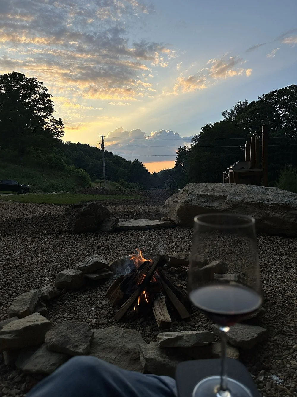 site4wineglasswithview.jpg