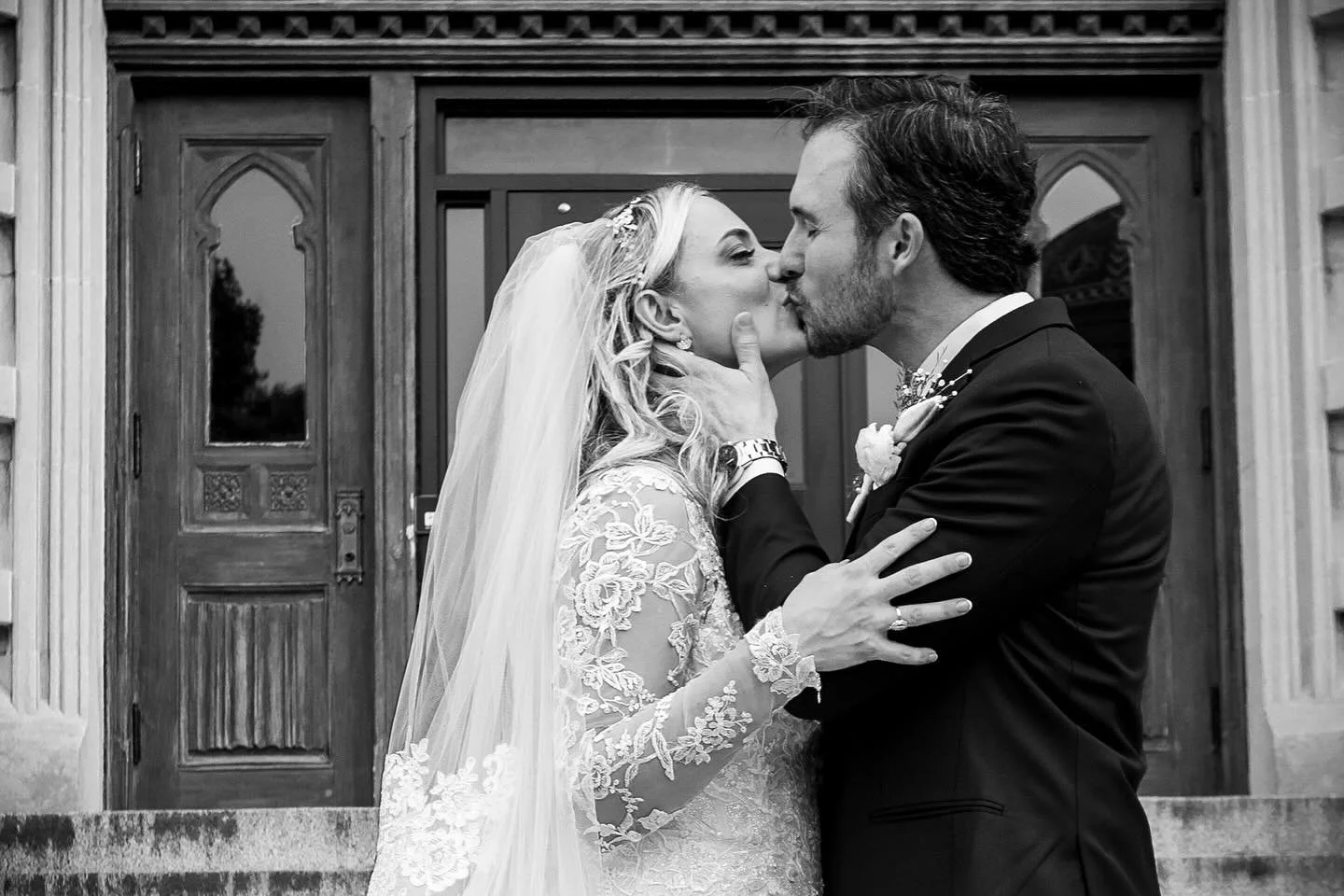A Lovely Day 🌅

#weddingdayvibes #catholicwedding #classicweddingphotography #blackandwhiteweddingphotography