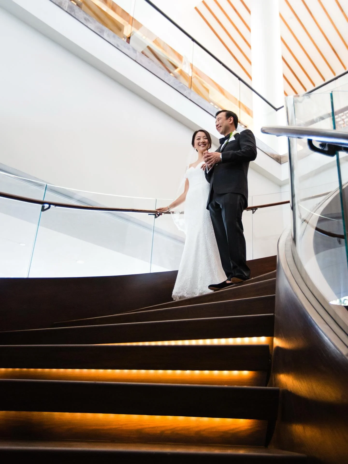 She Said Yes 💍 

#lovestory #feelsright #resortwedding #destinationweddingphotographers #mauiweddingphotography