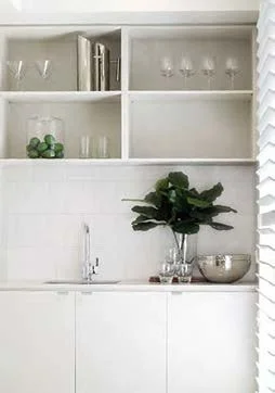 16mm white overhead melamine shelving