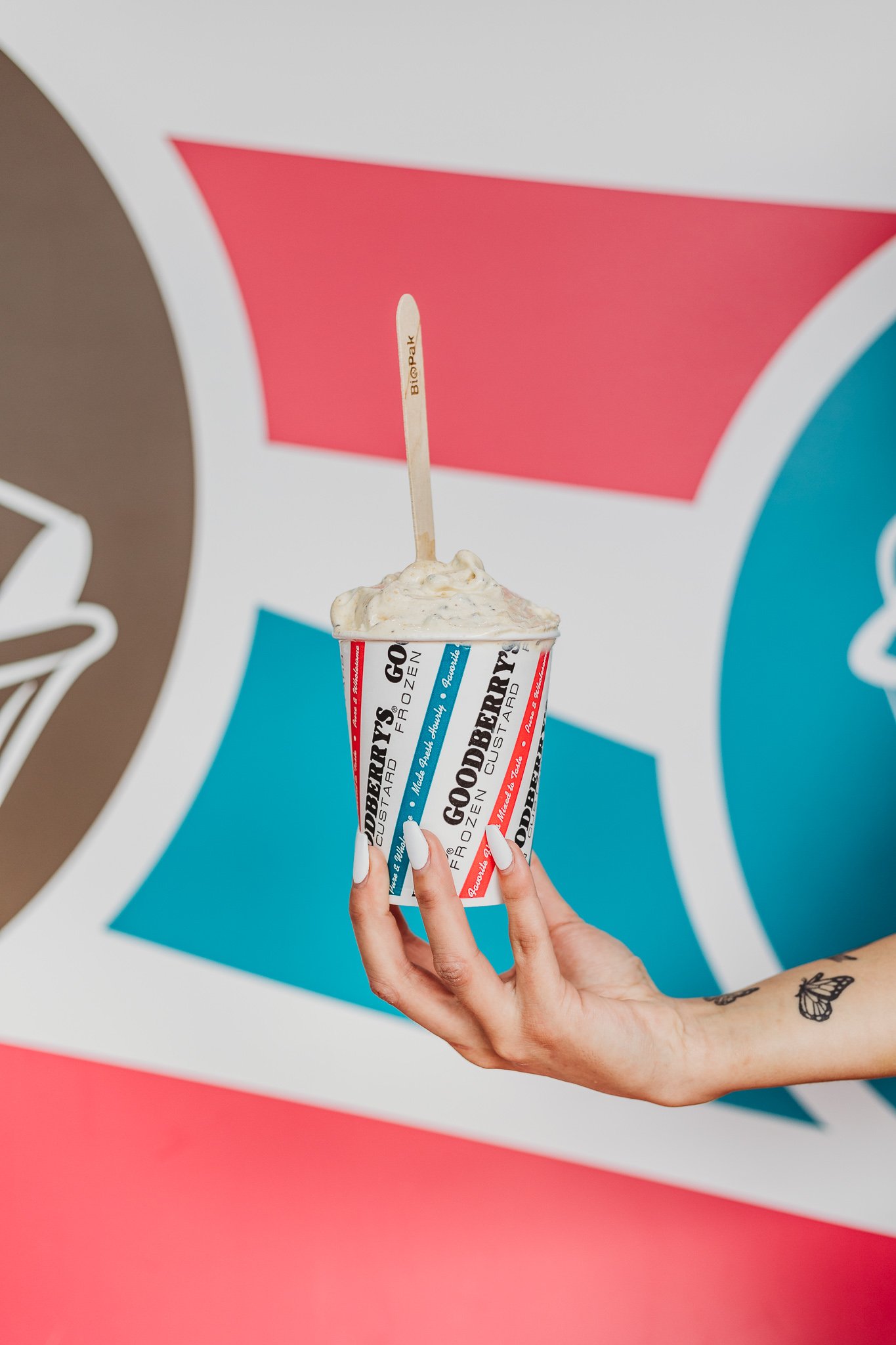 Canberra food photographer - hand holds frozen custard (Copy)