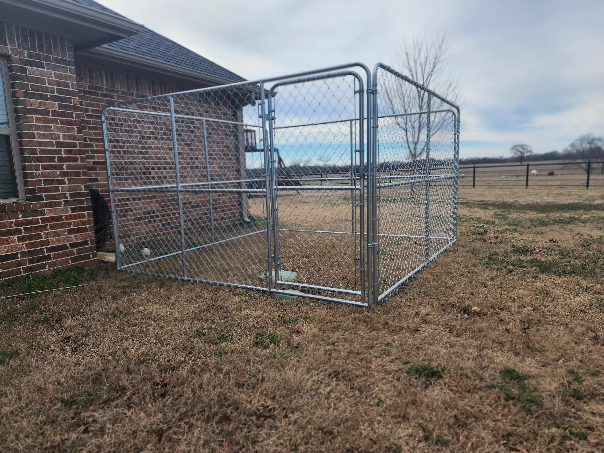 10-10-6-outdoor-dog-kennel-gold-series.jpg