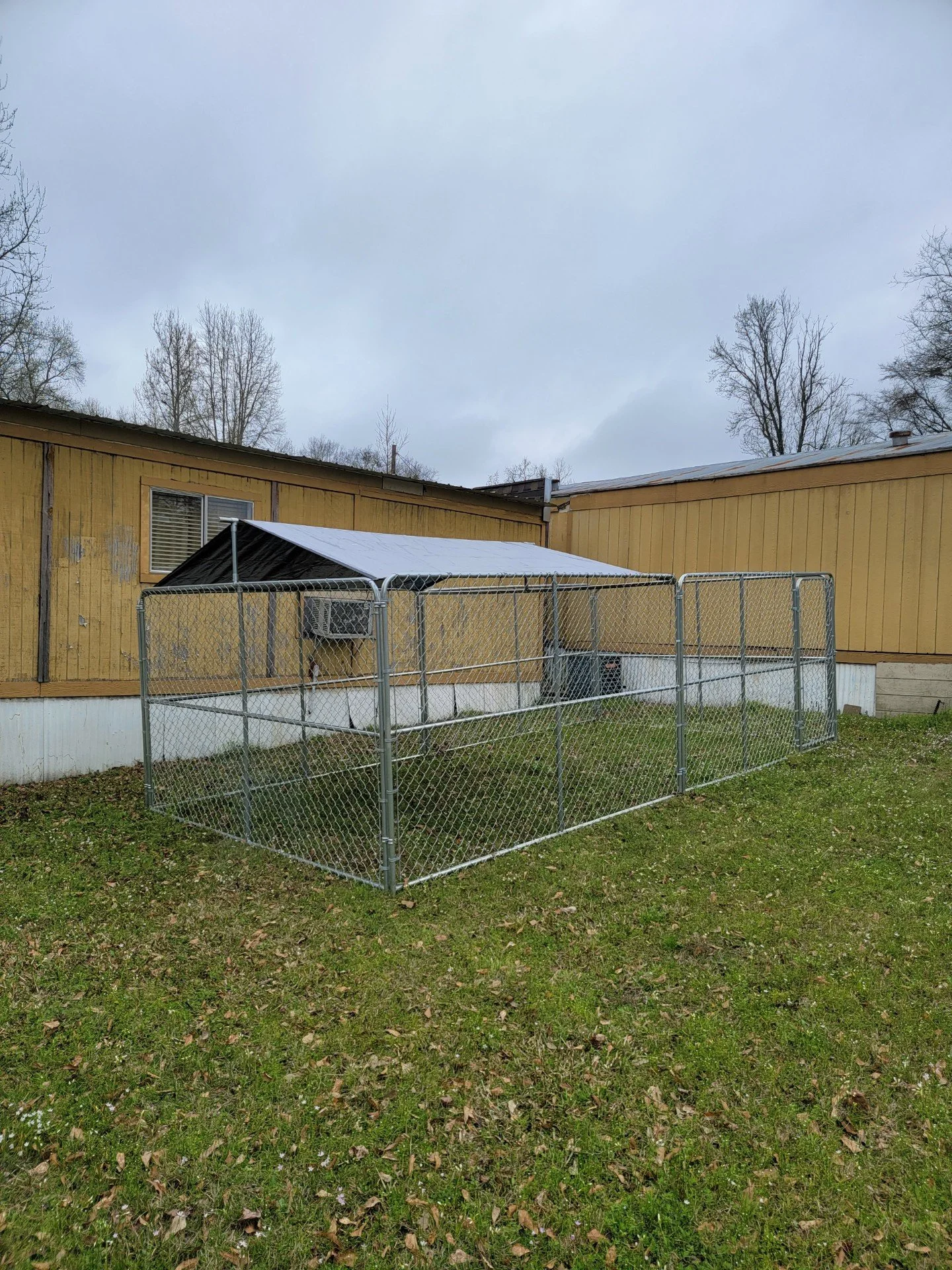 10x20x6-gold-series-outdoor-kennel-with-half-covered-a-frame-roof-emory-tx.jpeg