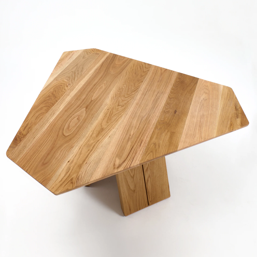 Perícia Dining Table-7.png