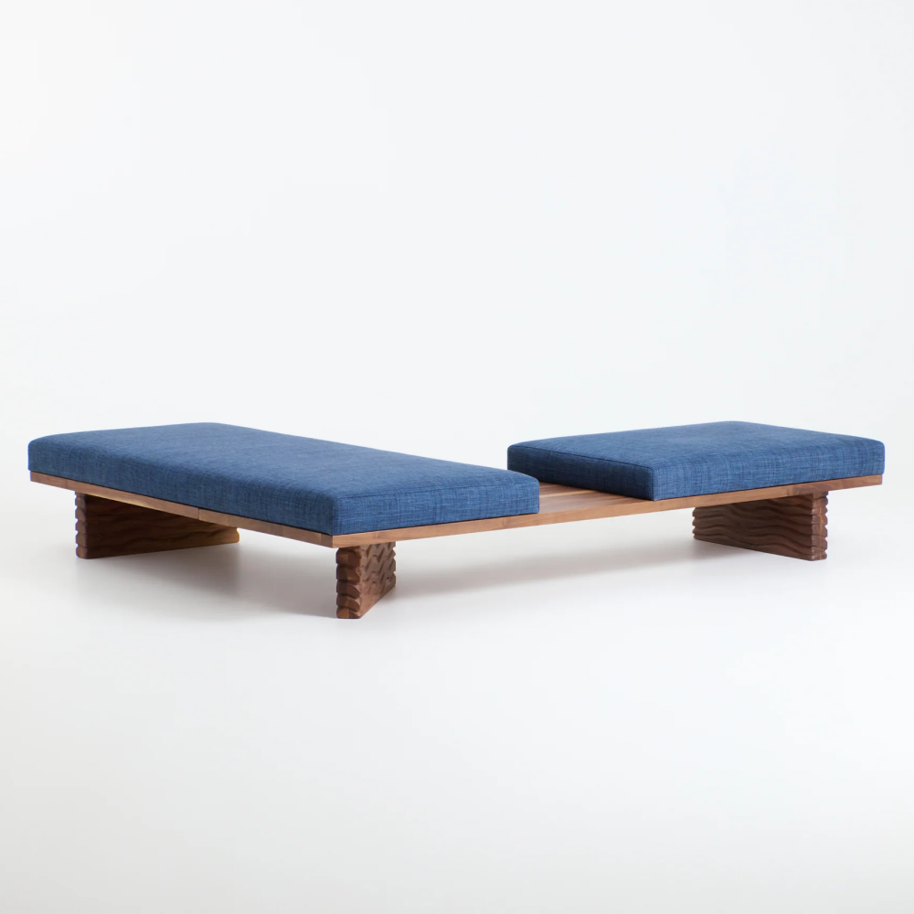 Nazaré L Bench-5.png