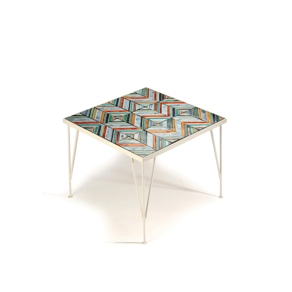 Caldas Side Table.png