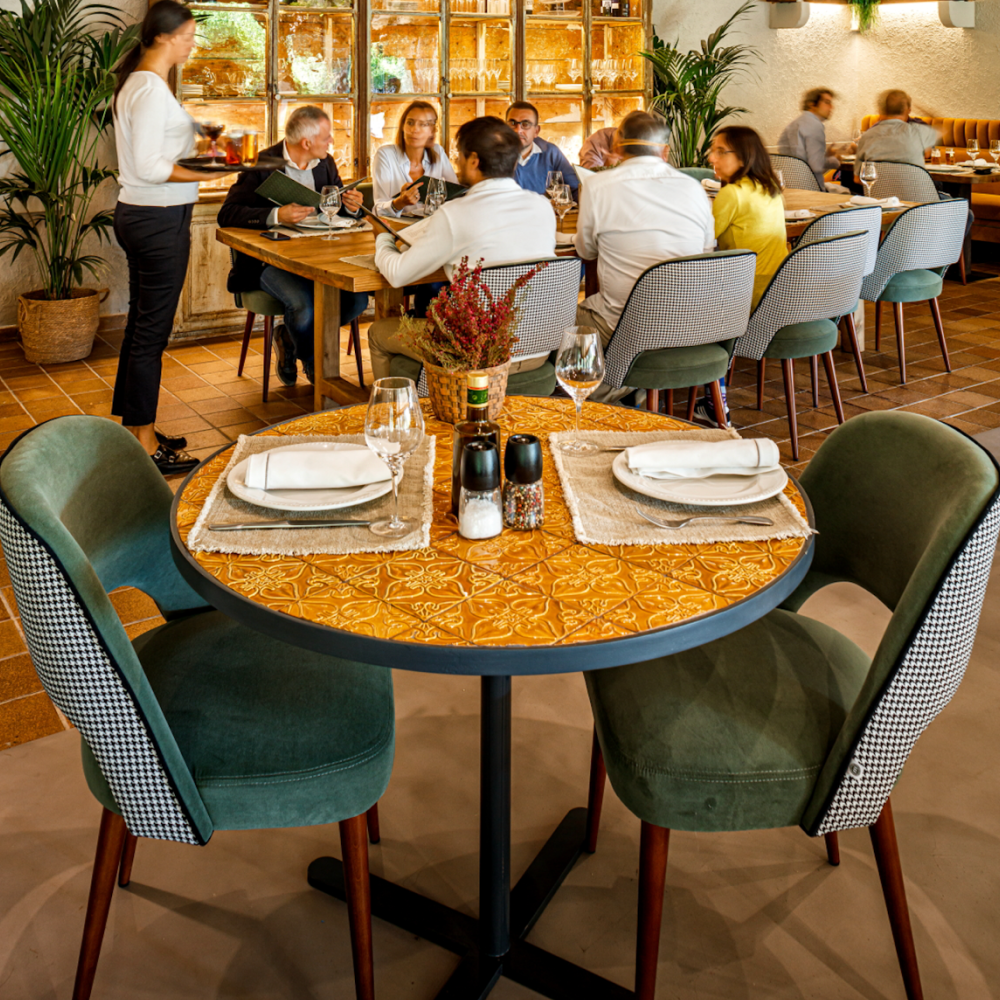 Caldas Round Bistro Table-3.png