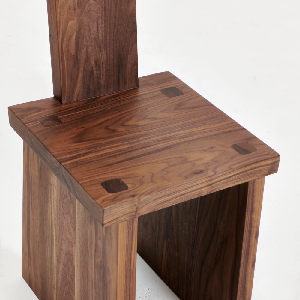 Portugal Chair 4-6.png