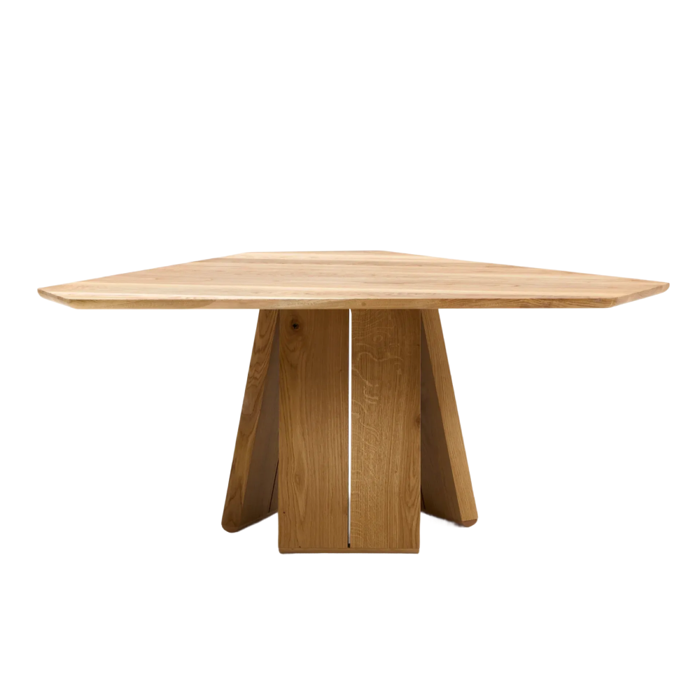 Perícia Dining Table.png