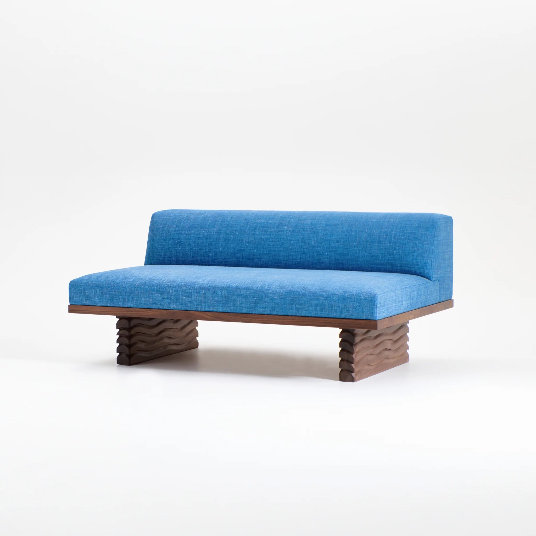 Project213A_NazareSofa_walnut2_2048x copy.jpg
