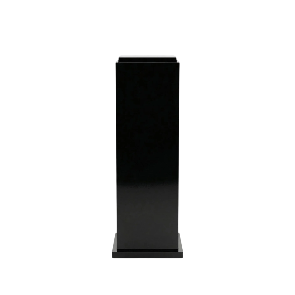 Plint II Side Table.png