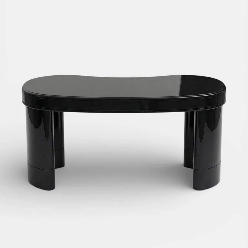 Nicola Desk-5.png