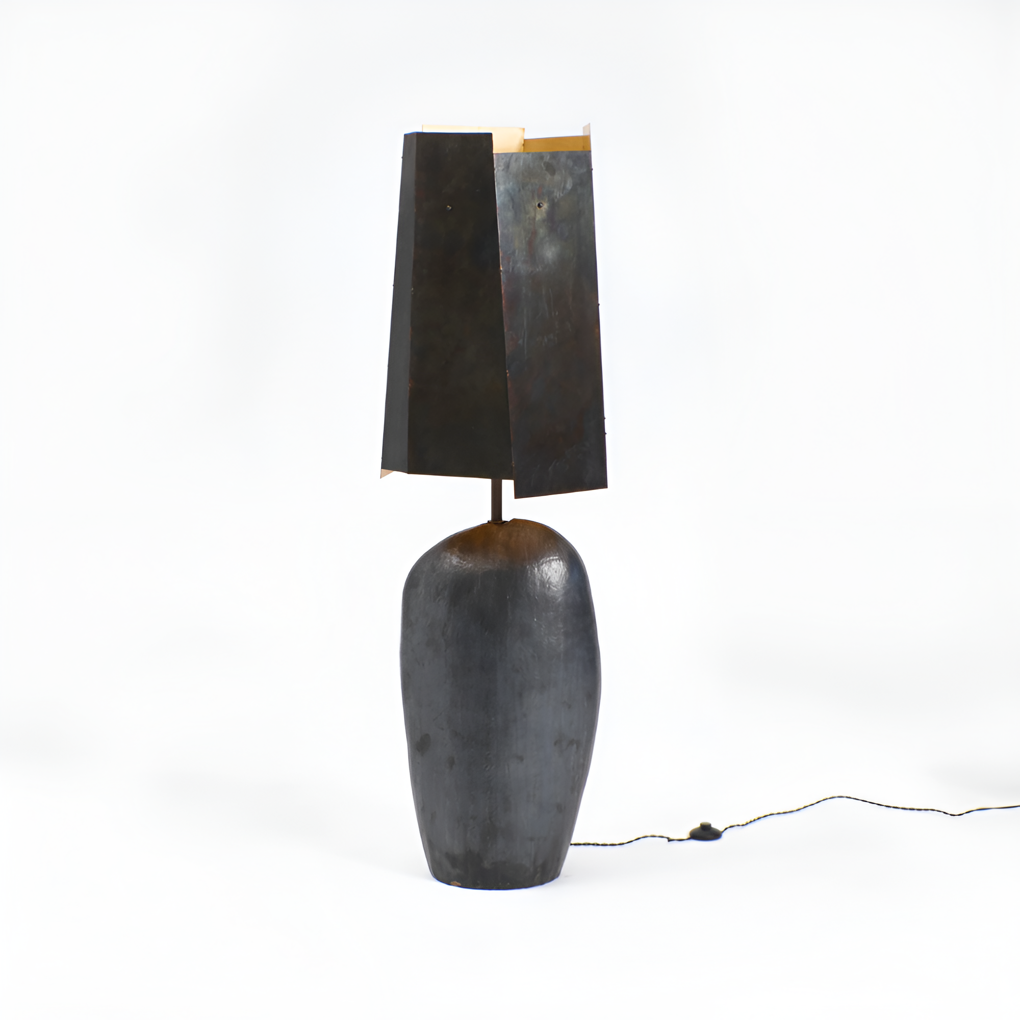 Silha Floor Light-1-Picsart-AiImageEnhancer.png