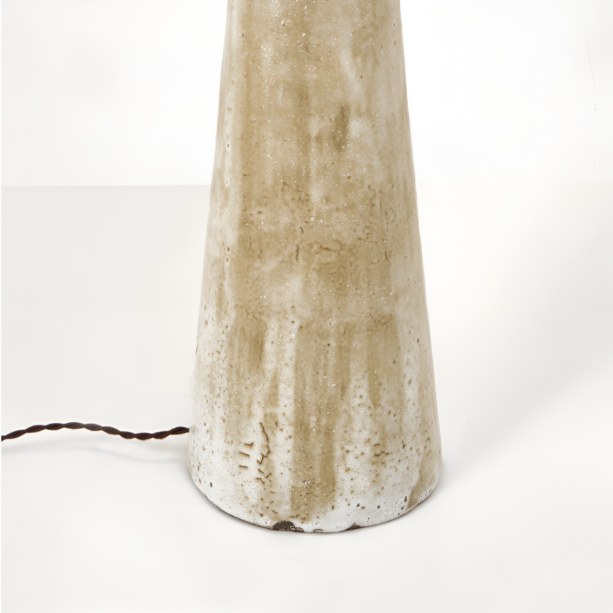 Quinta Floor Light No2-2-Picsart-AiImageEnhancer.png