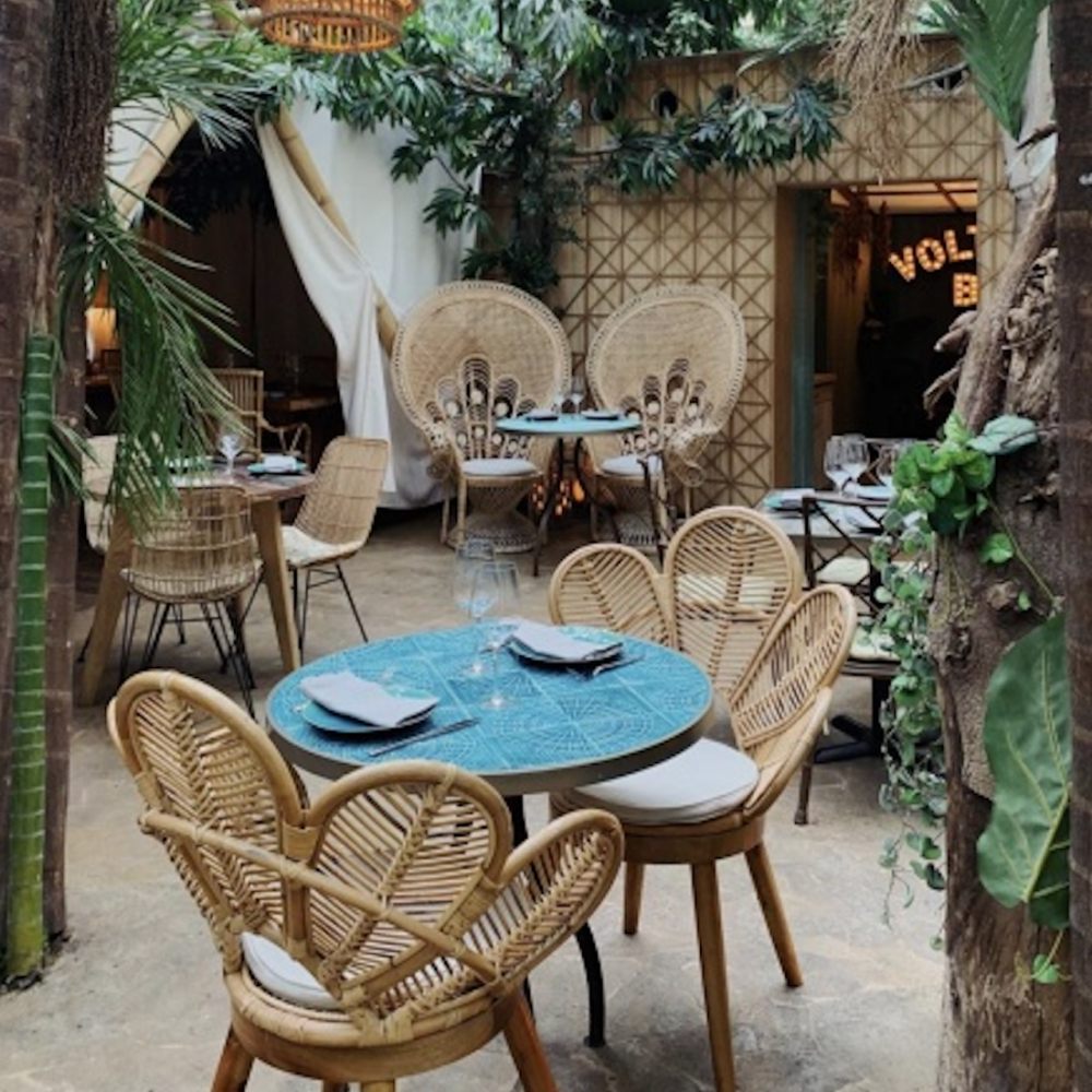 Caldas Round Bistro Table-2.png
