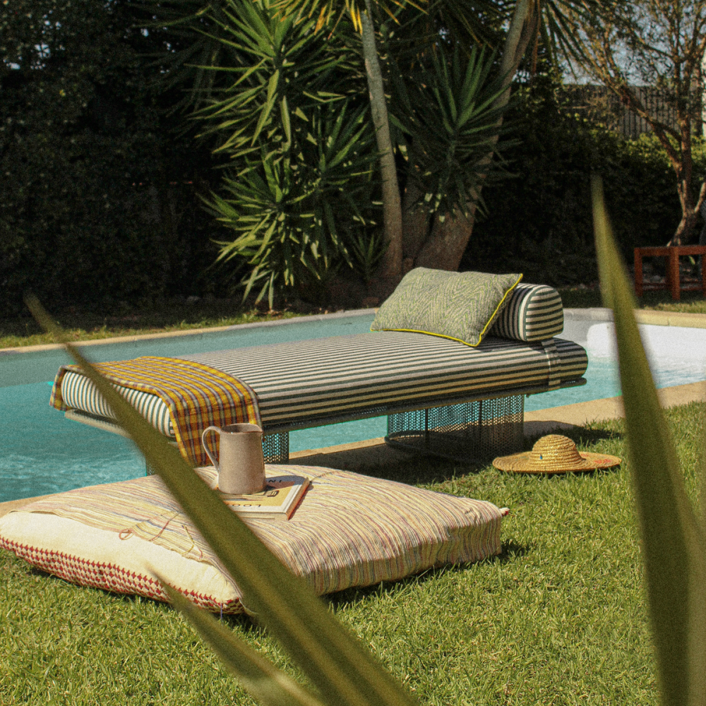 Riviera Bench-5.png