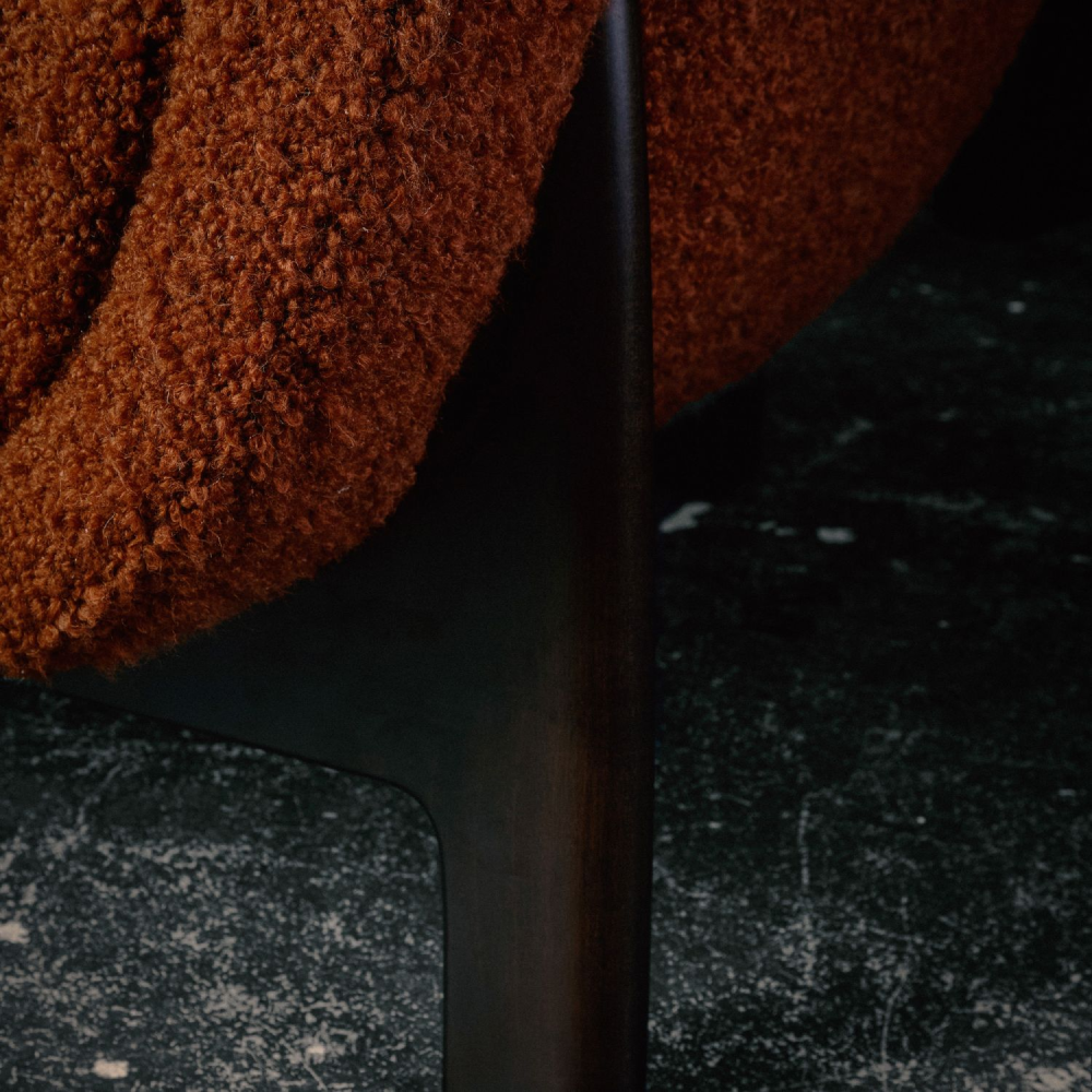 Oscar wood Armchair-3.png