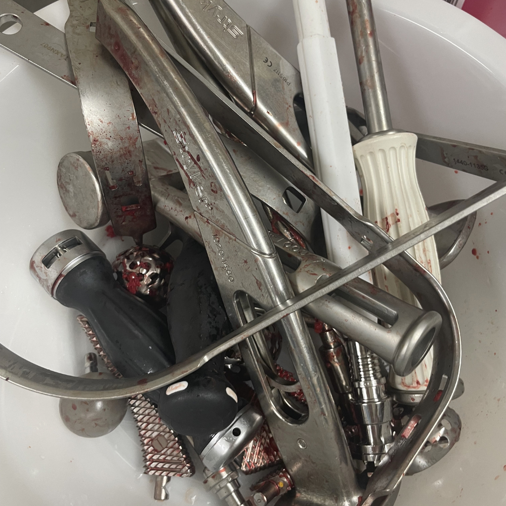Contamination in the OR — The Circulating Scrub