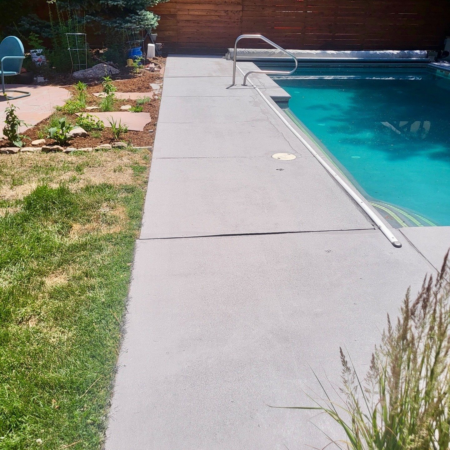 Our team just finished redoing this pool deck, @westcoat 11-10 in Anchor Gray.

The old concrete was faded, cracked, and slippery. Now it&rsquo;s clean, modern, and slip-resistant &mdash; perfect for summer use.

Why do we like this system?
✅ Holds u