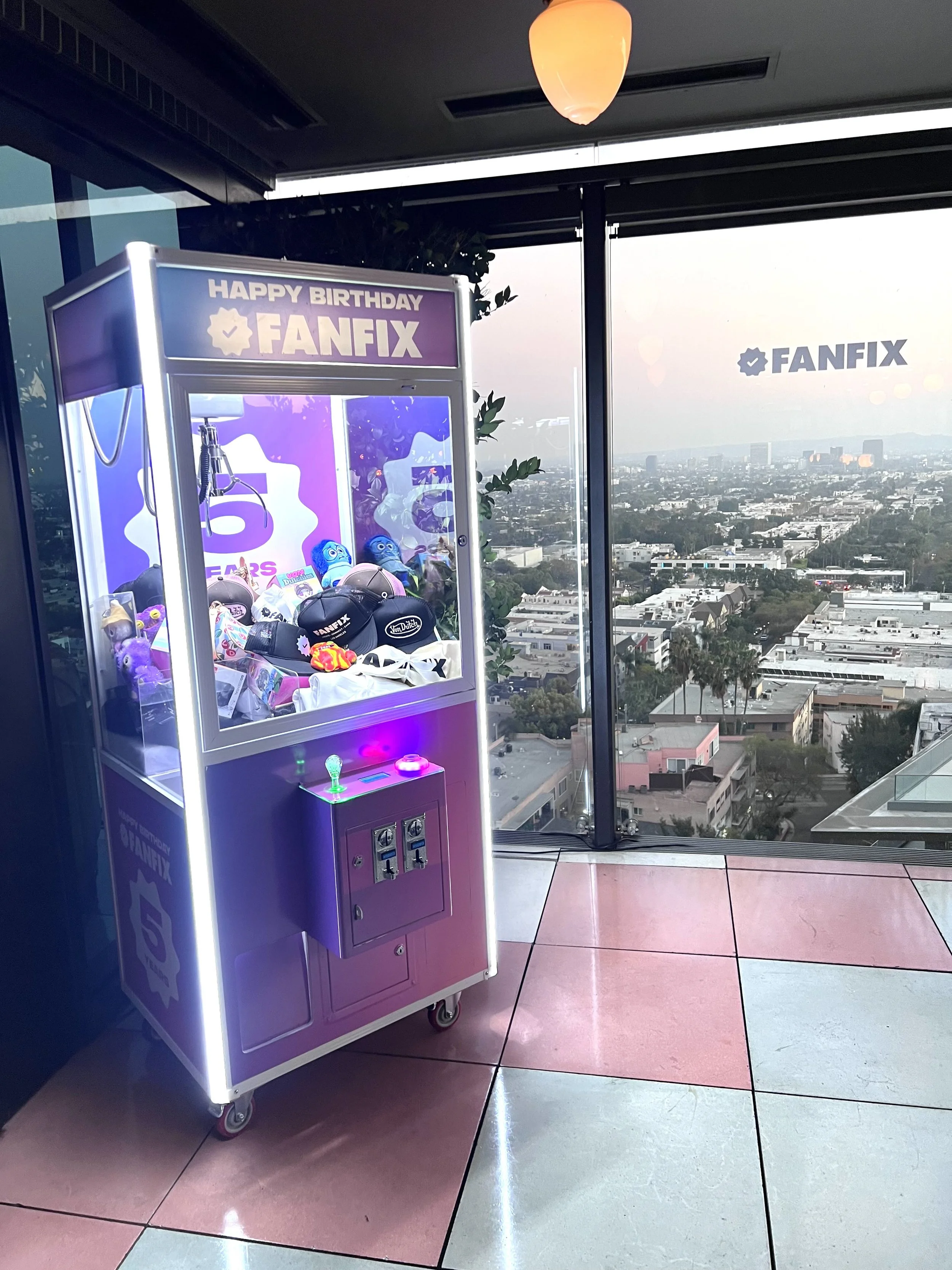 FanFix1.jpg