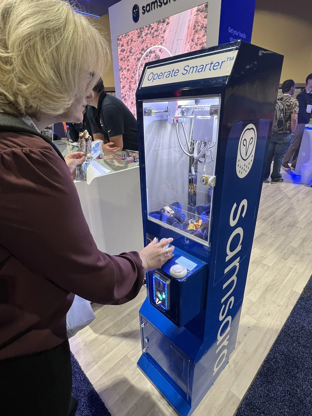 CLAWSOME - Claw Machine Event Rentals in Los Angeles