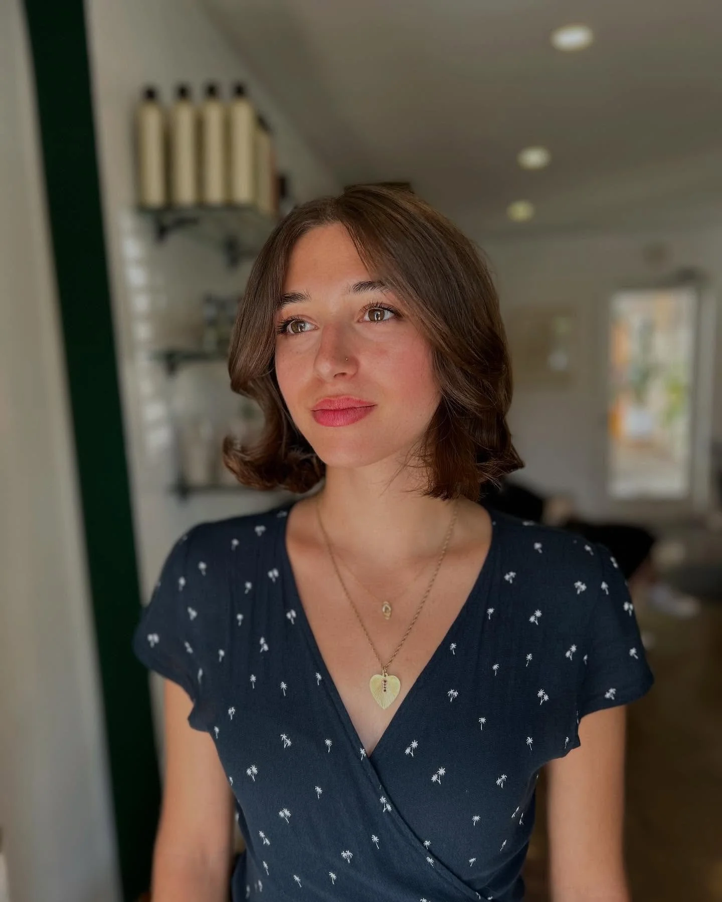 A moment for this sophisticated bob 👒
Effortless shape, subtle volume, and total polish.