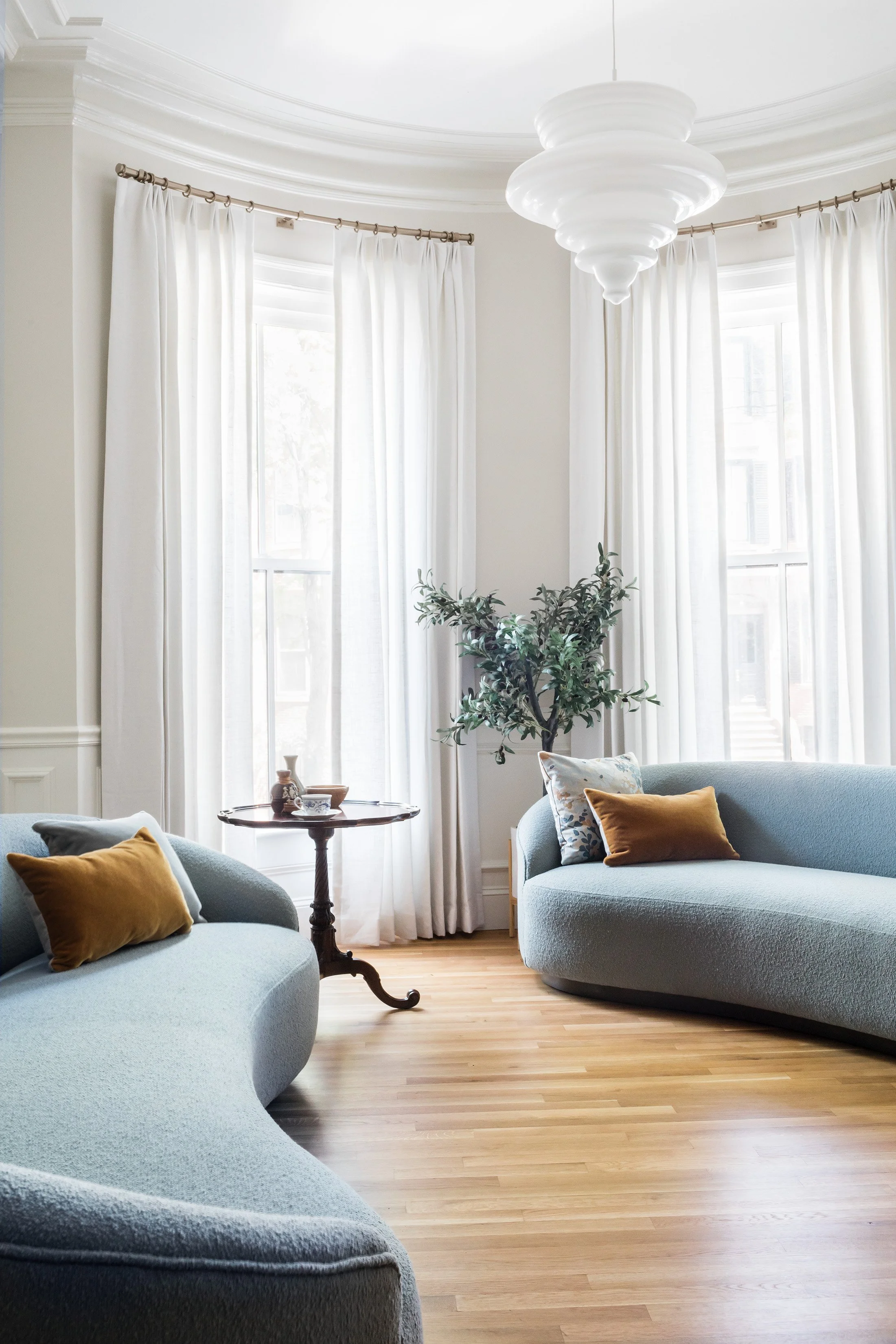 Living Room Wide.jpg