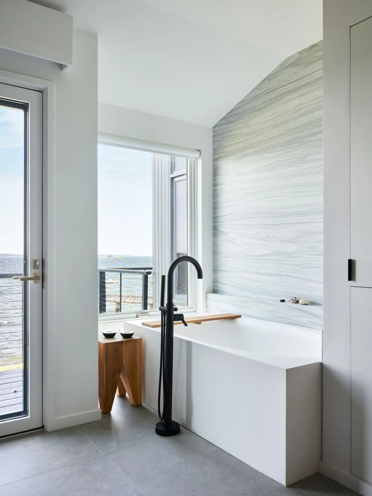 04144808-sashyathind-marblehead-14-l_cover_1200x1600.jpg