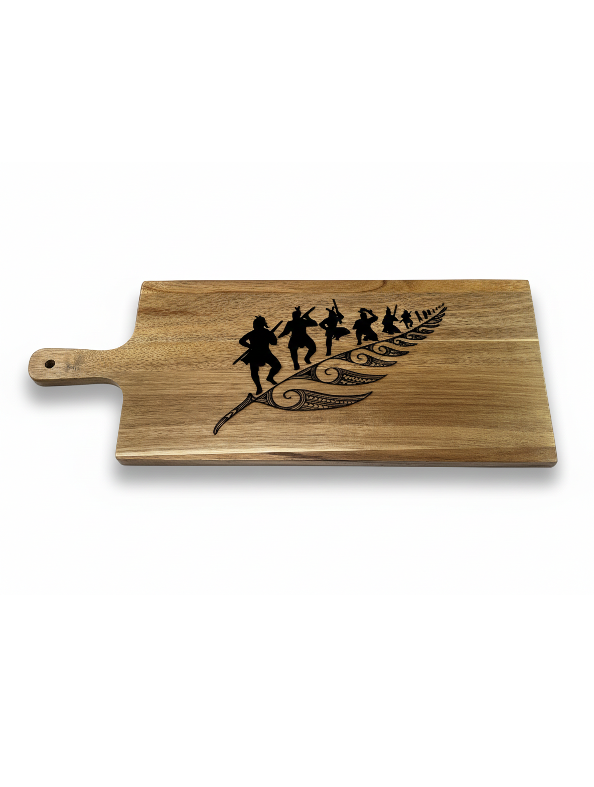 chopping board maori silver fern 1.png