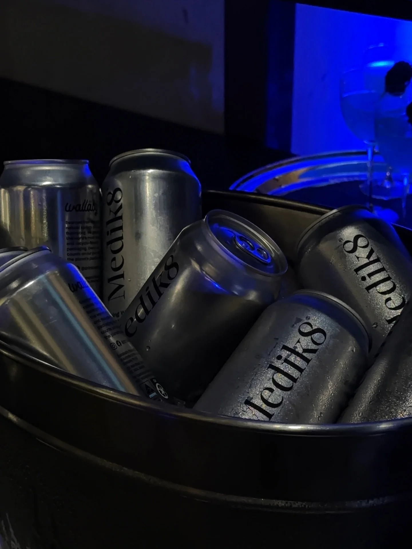 Celebrating @medik8anz&rsquo;s newest skincare innovation, Niacinamide Peptides. 

A sleek, modern environment, defined by clean lines, subtle lighting and a palette of blue tones, layered with glass and reflective finishes. Designed to convey clarit