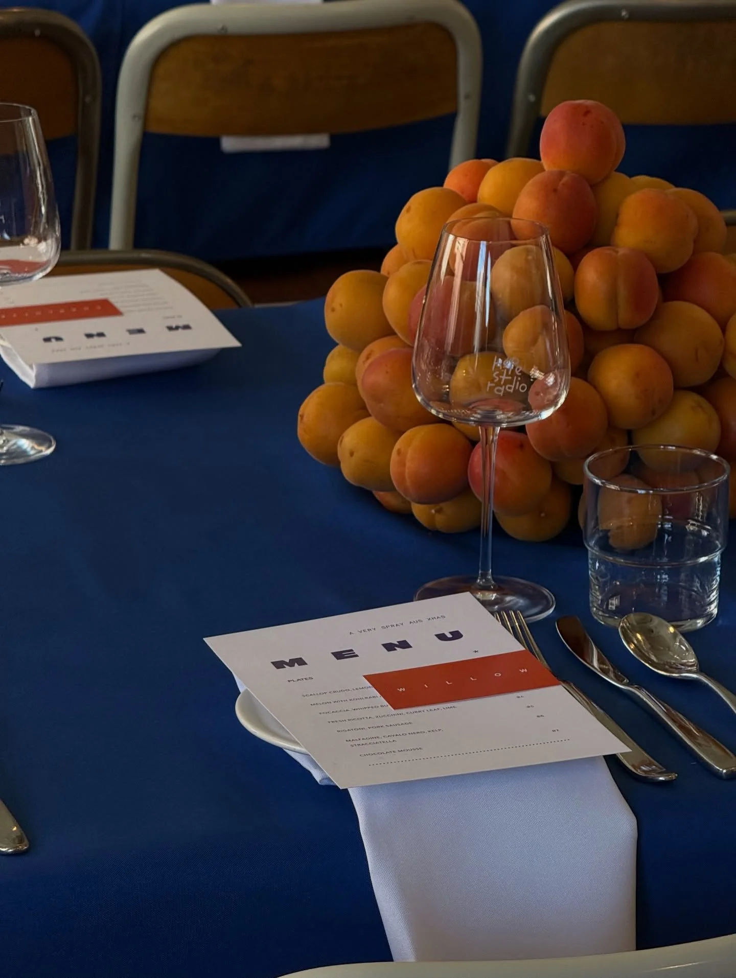 We love a cobalt blue moment.