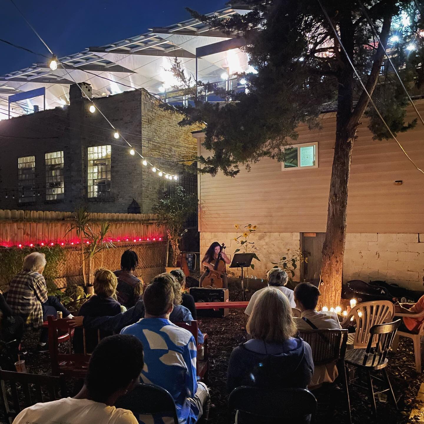 🌿🕯 9/15 

Thank you @henry_language @cellomkara @iheartsylviegrace for bringing your magic this summer night ✨  @la_casa_de_satanas @madame_amelkas_masks made brilliant cocktails and pre-rolls that were enjoyed by all in the earthly delight of the 